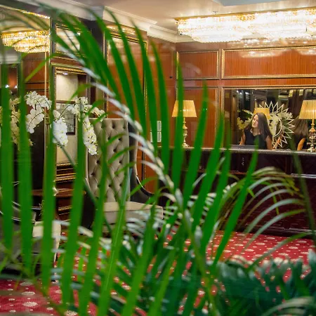 Bristol Central Park Hotel-3